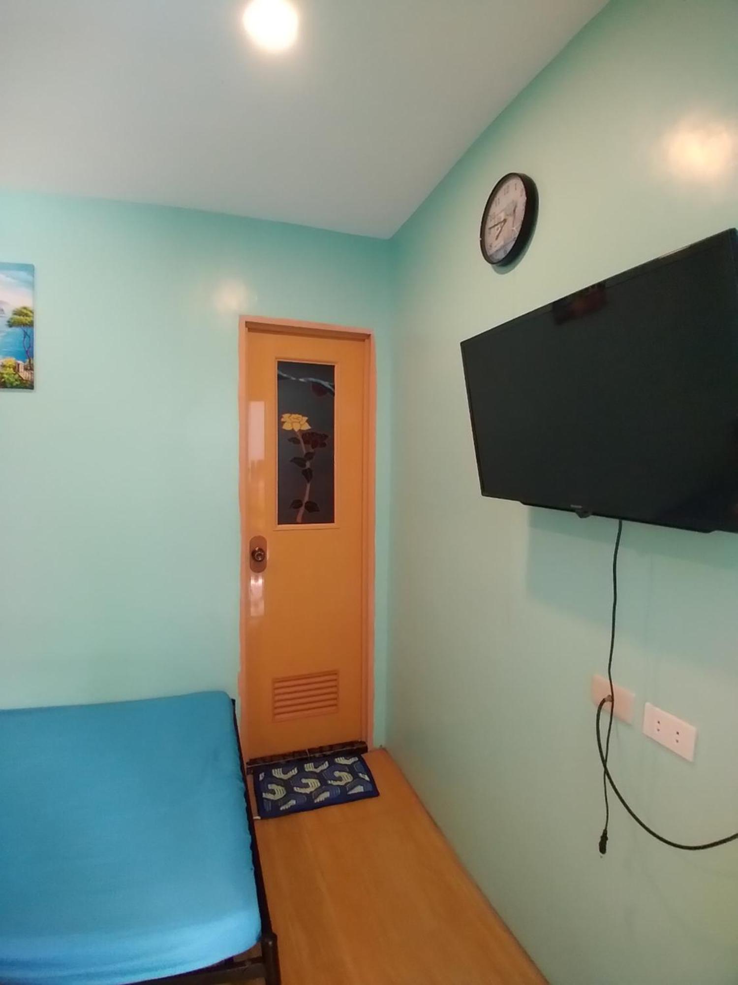 Azulea Lodging House オスロブ 部屋 写真