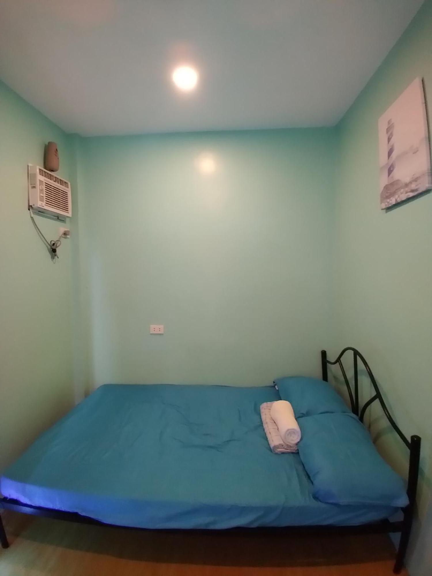Azulea Lodging House オスロブ 部屋 写真